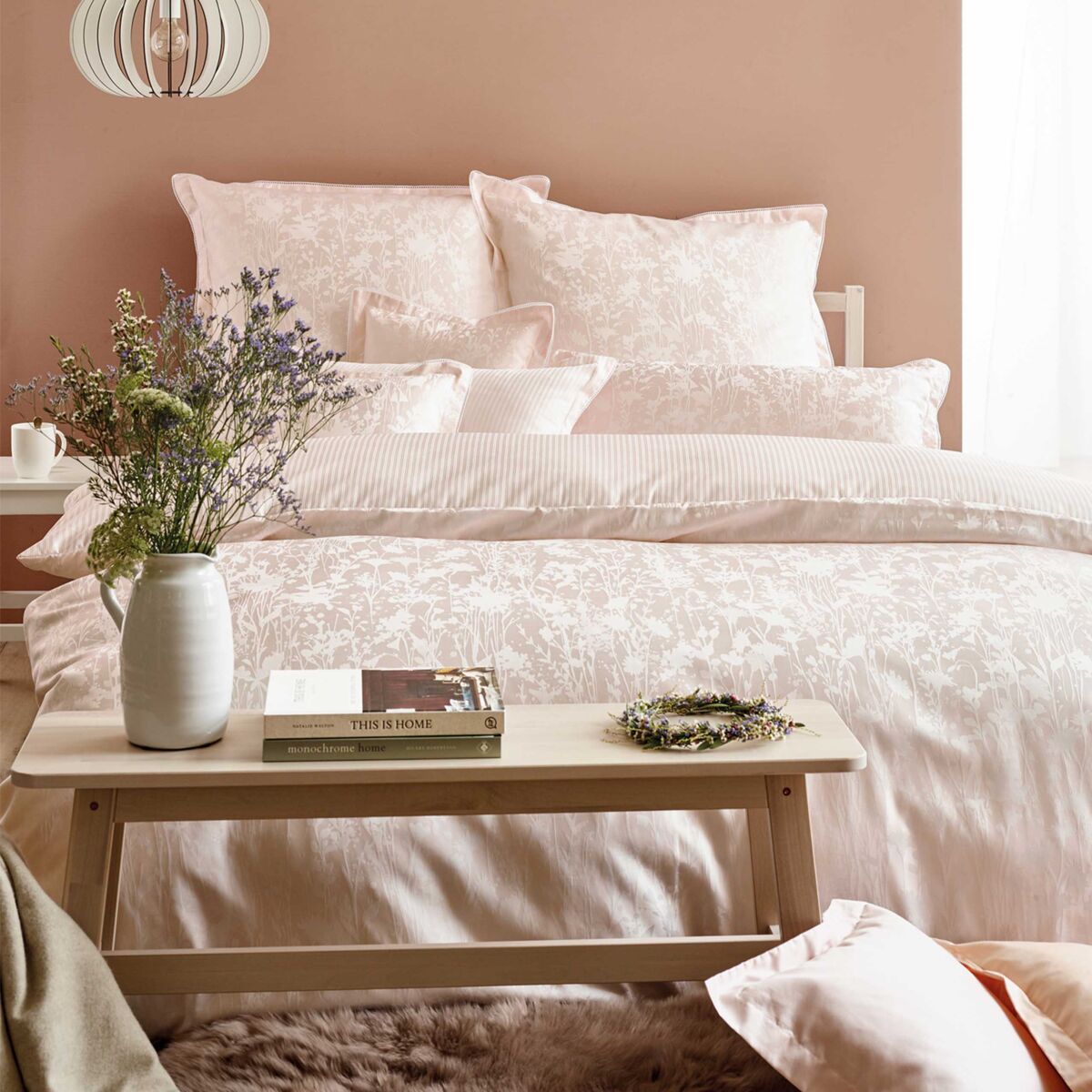 9002_Sanna_0174_apricot_1500x1500px-d30cd525