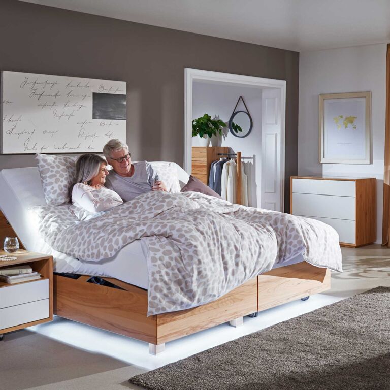 Kirchner_Lugano_Duobett_Boxlike_paar_surfend