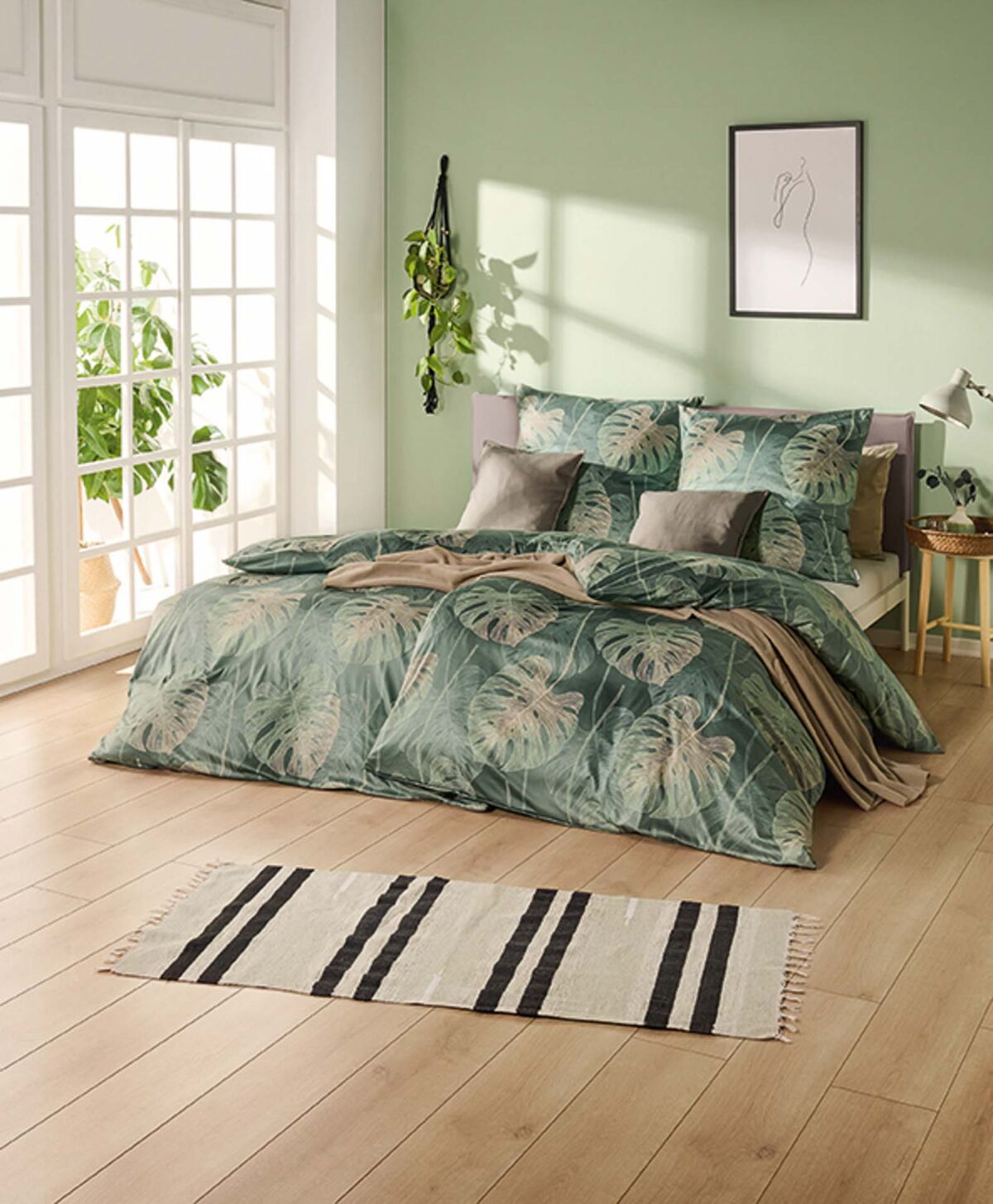 6975-530_72dpi_1-70e12e48